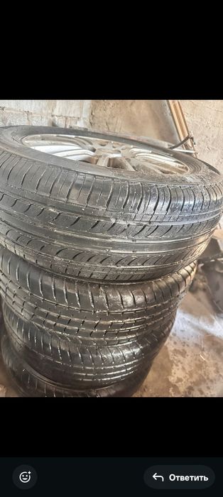 Продам комплект резины с дисками