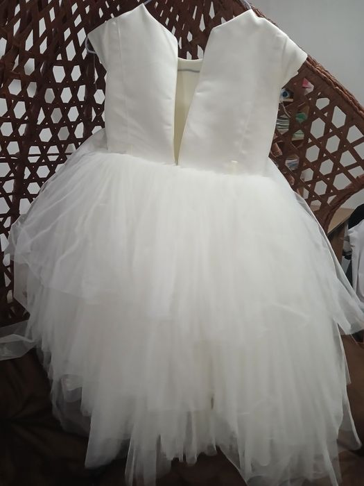 Продам пышное платье на девочку