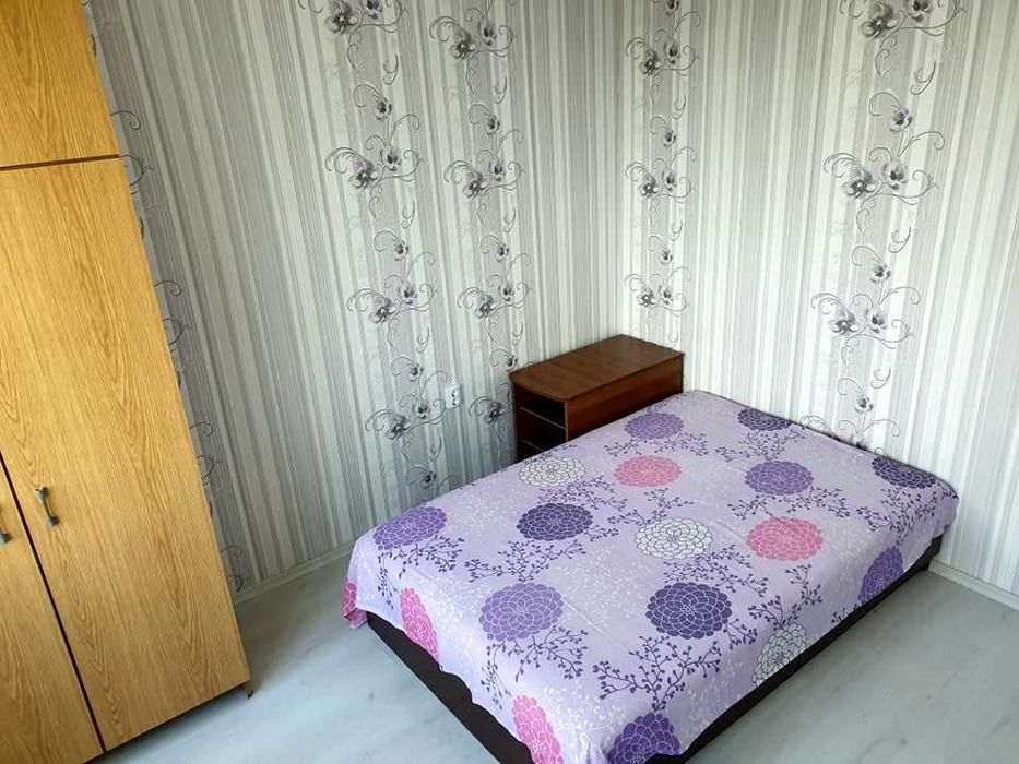 Дава се под наем Двустаен апартамент в Бургас, Славейков - 55 кв.м за 102 € - Снимка #2