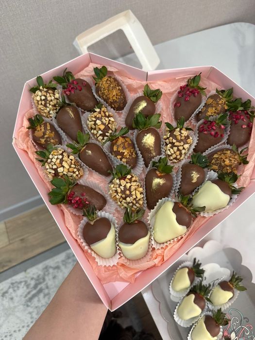 Клубника в шоколаде Актау