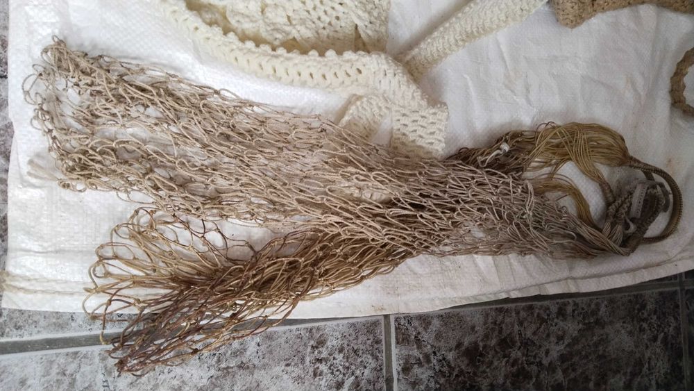 плетени чанти няколко