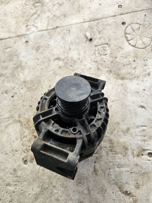 Alternator Mercedes sprinter Vito Van (W638) 2.2 CDI 102 CP cod: A0121542002