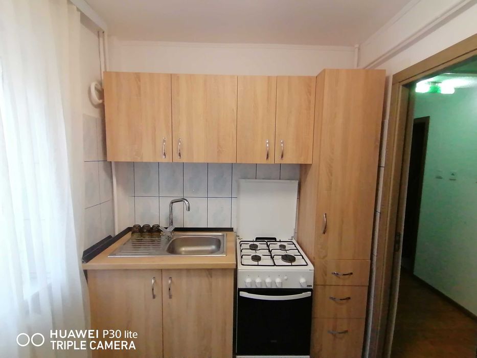 Închiriere apartament cu 3 camere zona Unirii