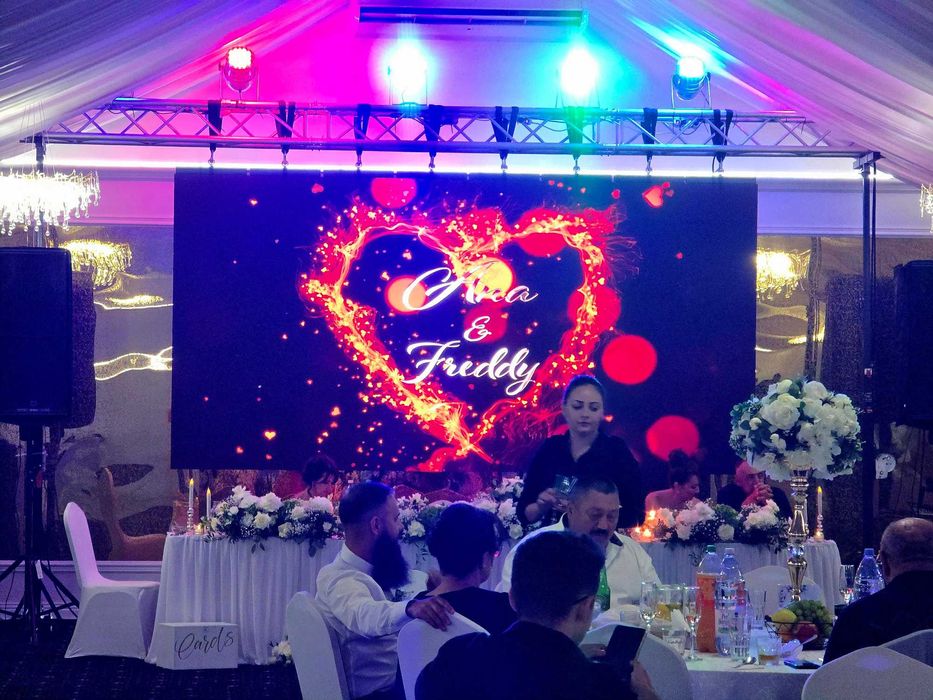 Ecran LED Profesional Indoor P2.6 - 4x2,5M