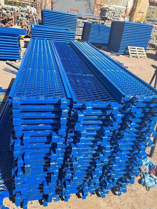 Строительные леса (Фасадные леса)