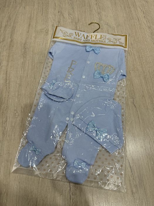 Продам детские вещи