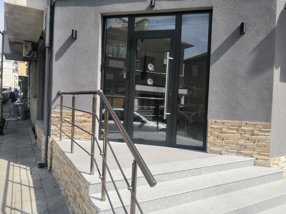 Дава се под наем Магазин в Благоевград, Идеален център - 40 кв.м за 290 € - Снимка #7