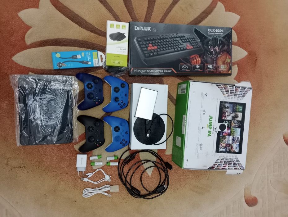 Продается Xbox series s