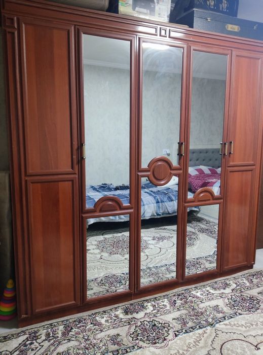 Yotoqxona uchun shefaner va tryumo