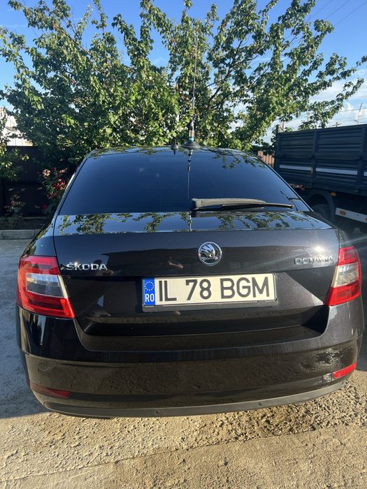 SKODA Octavia 2019 — imagine 3