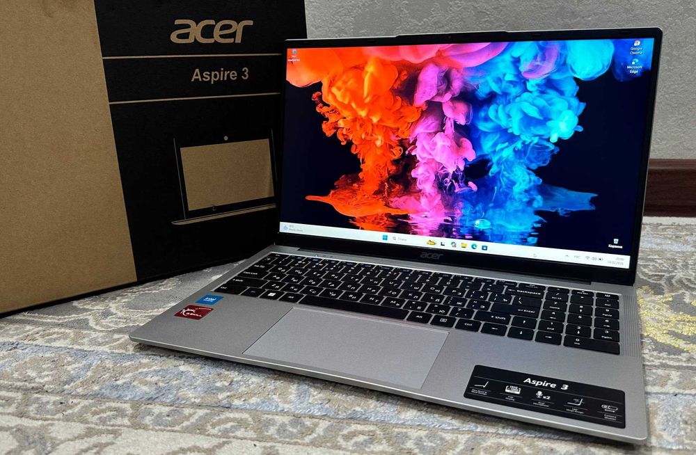 Бизнес-ноутбук Acer Aspire 3