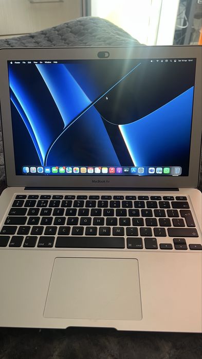 Macbook Air 13 inch 2015