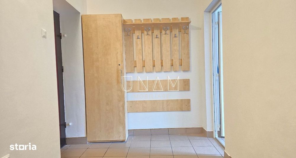 Birou renovat | Blocul 800 | ideal cabinet sau servicii