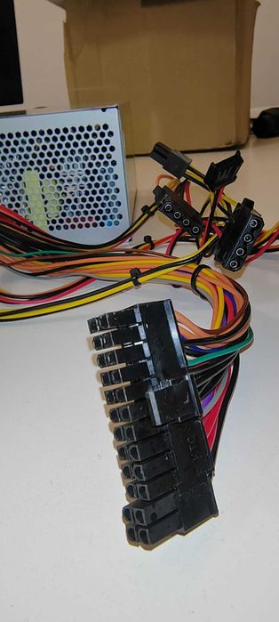 Sursă PC Delux 500W ATX-500W P4 – Funcțională