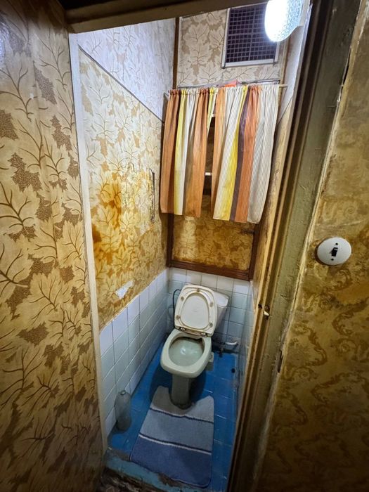 Продается 2 комнатная до метро Чиланзар 500 метр