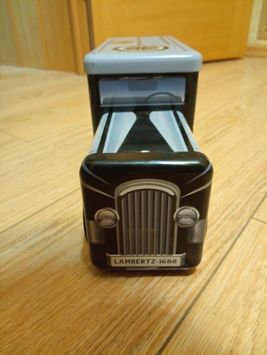 Машины Lambertz из-под пряников