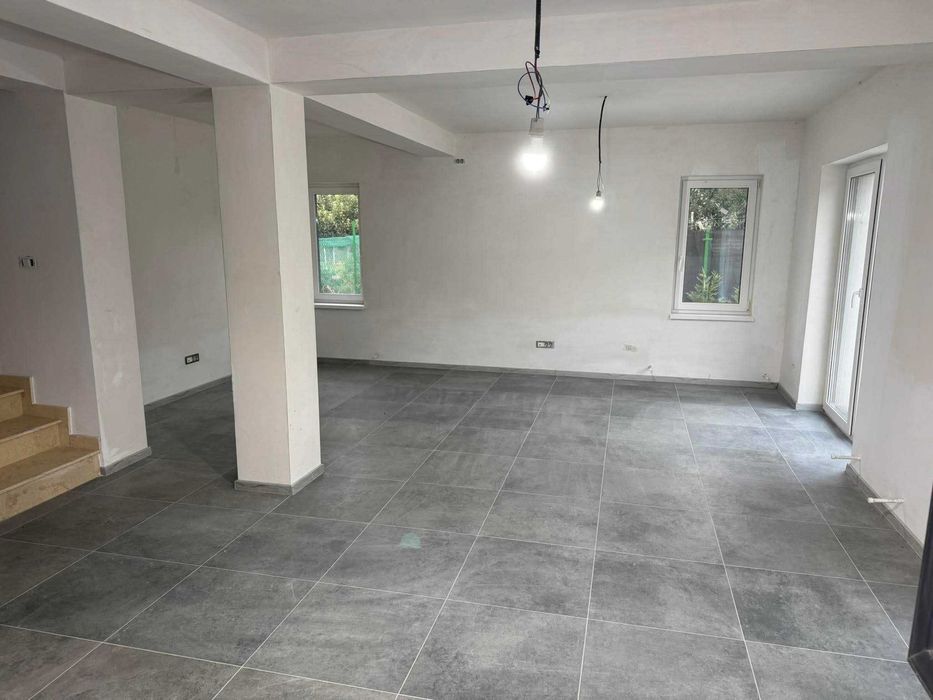 Casă nouă zona Malu Mare