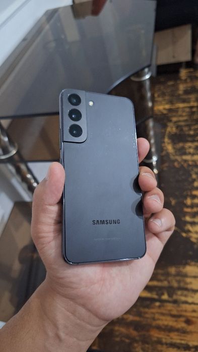 S 22 samsung xotira 256/8