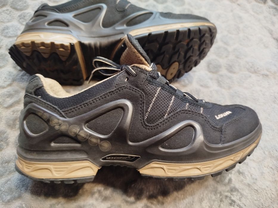 LOWA gore tex 38-39 номер