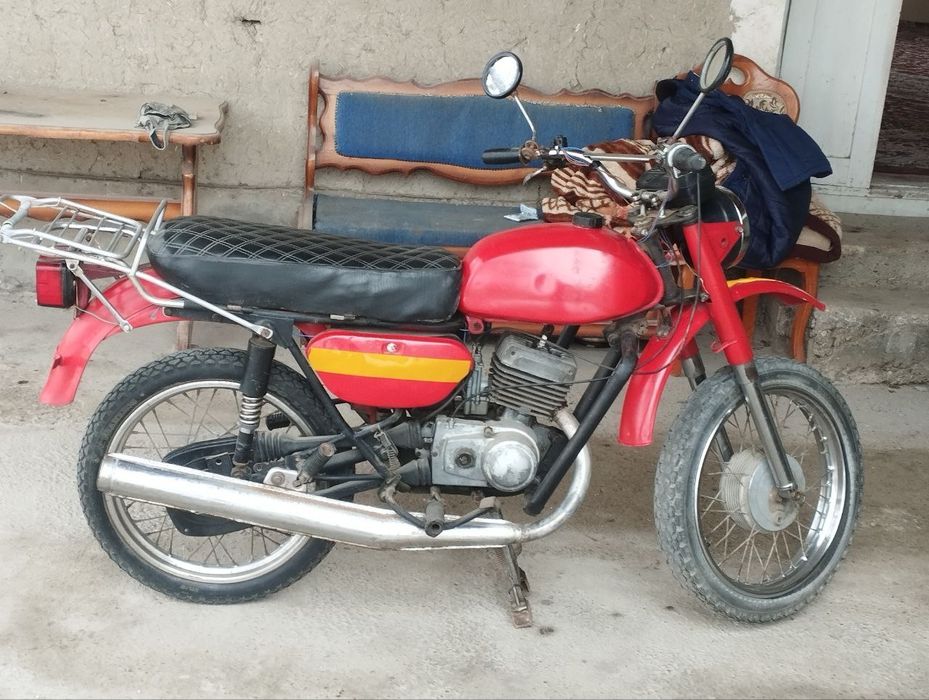 Minisk motosikil 12talik sotiladi