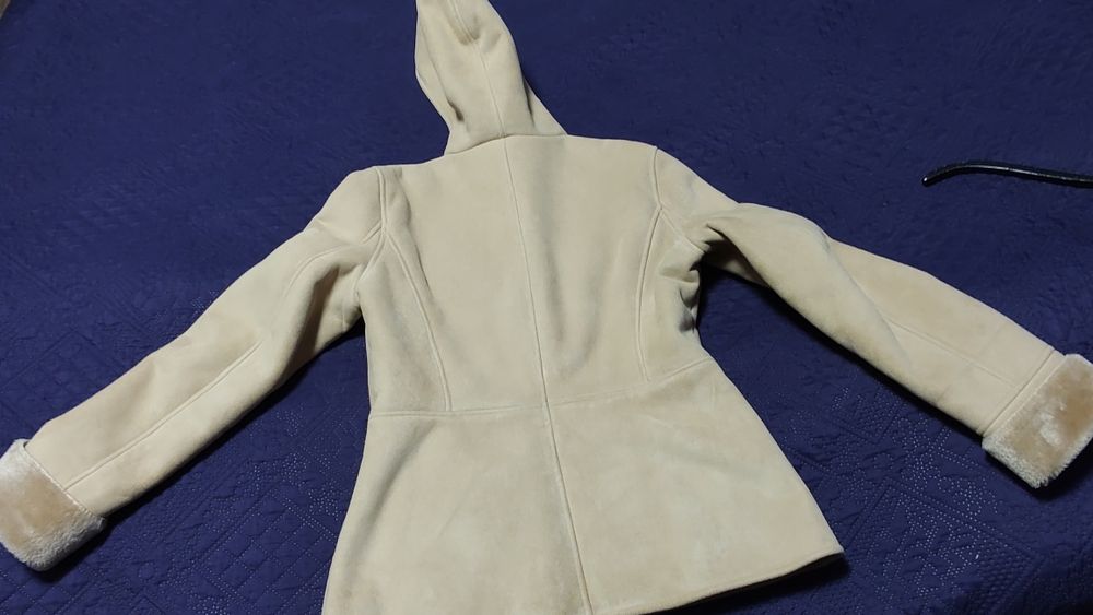 Велурено палтенце