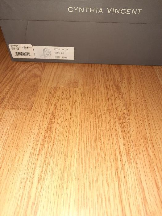 Pantofi piele intoarsa,designer lux Cynthia Vincent,masura 37-37.5