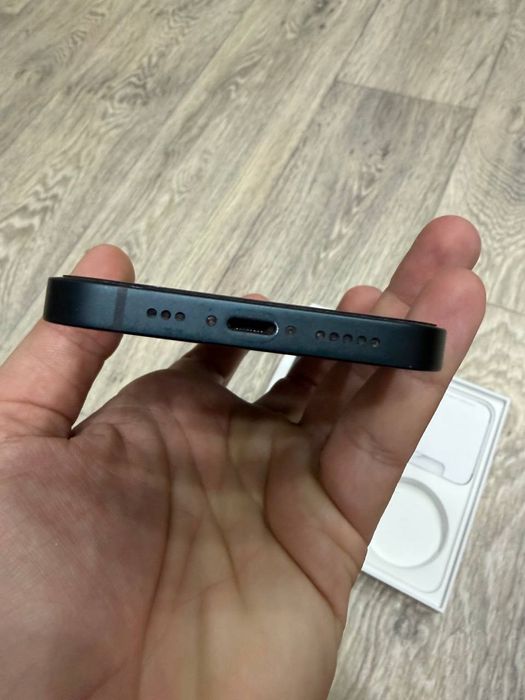 Продам iPhone 14