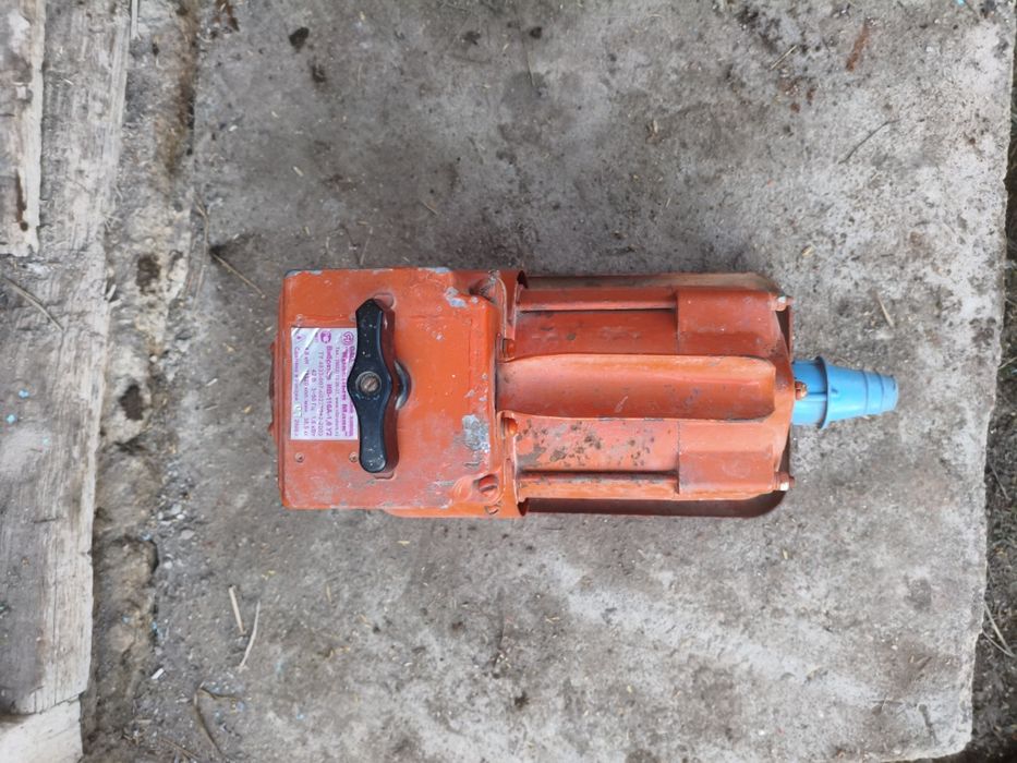 вибратор ив 116а-1,6у2 красный маяк