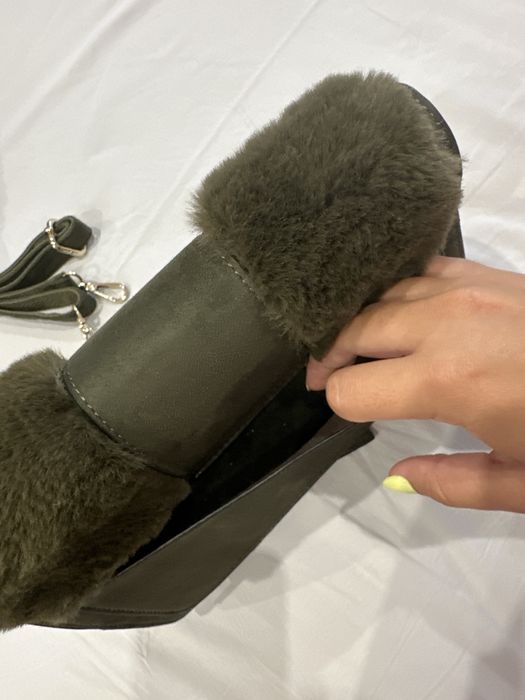 Дамски чанти  в цвят ,,хромово зелено” и ,,перлено рубиненочервено”