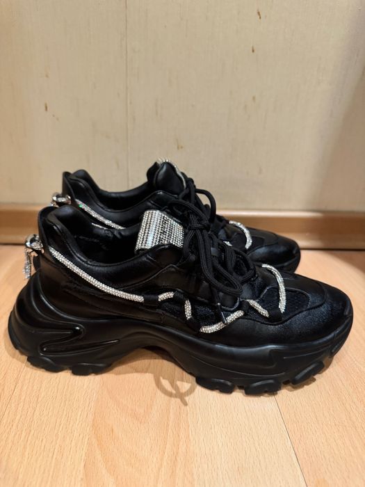 SM NY90 Steve Madden Sneakers