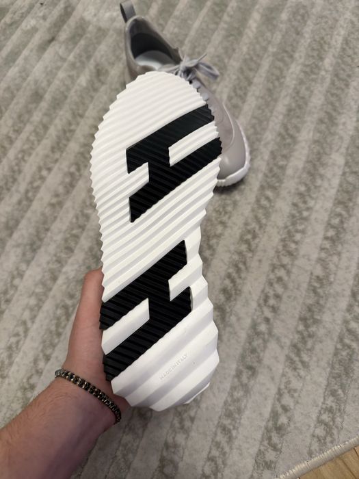 hermes bouncing adidasi