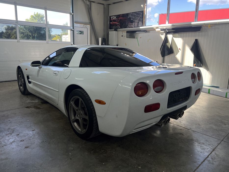 Затъмняване на автостъкла/полиране/фолиране на фарове/Защитно фолио