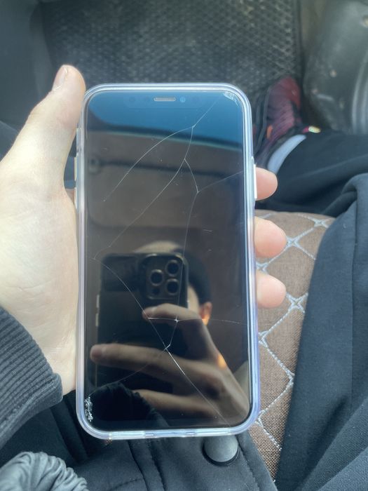 Продам айфон х.