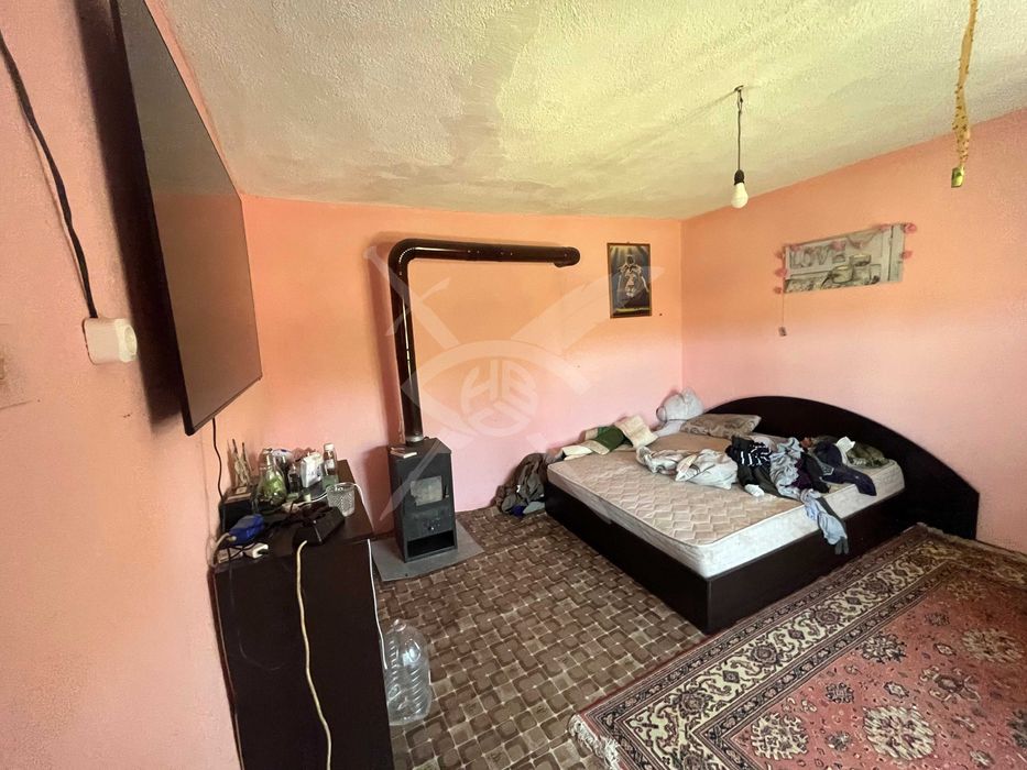 Продава се Къща в с. Българска поляна, Област Хасково - 4330 кв.м за 6 €/кв.м - Снимка #2