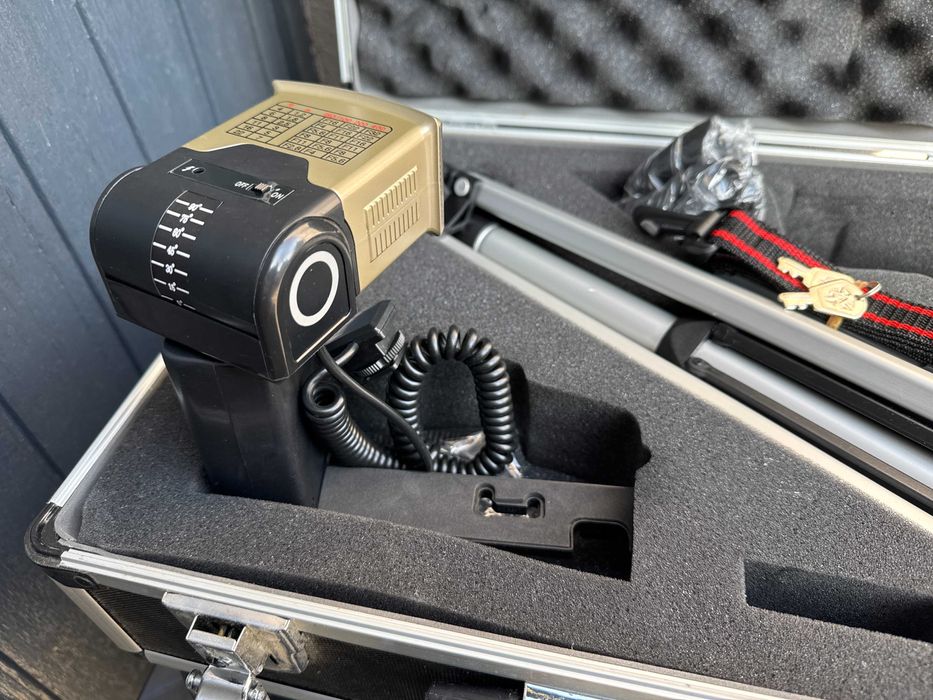 НОВ статив Canomatic + алуминиев куфар (пълен комплект)