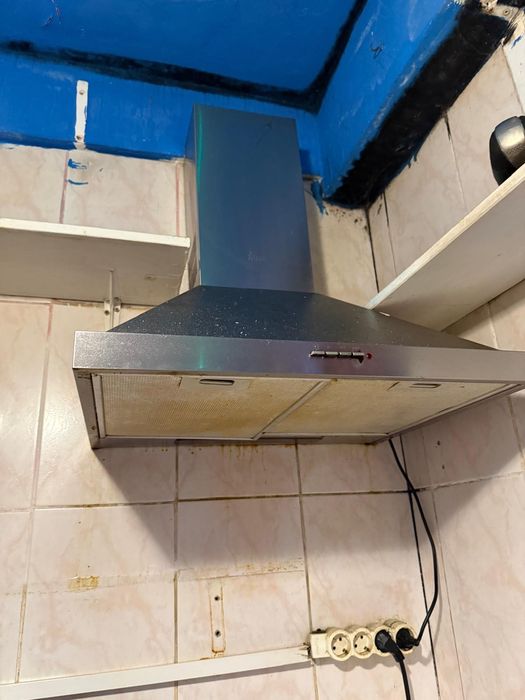 Hota bucătărie folosită