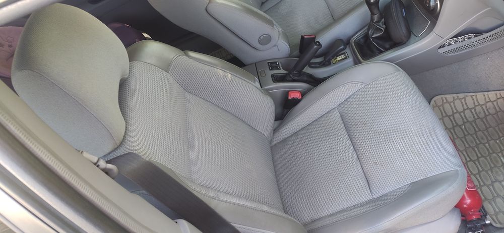 Салон Subaru Forester седалки Субару Форестър