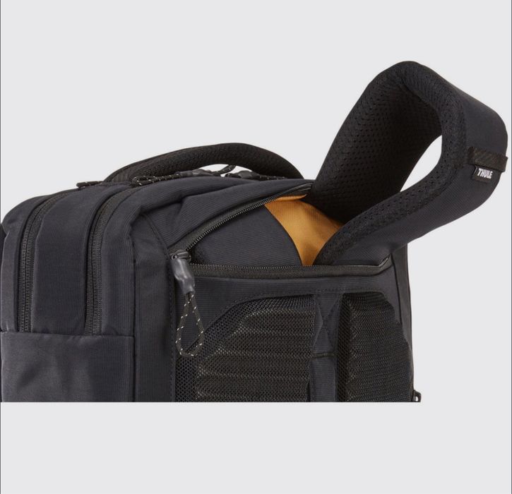 Thule Paramount Convertible Backpack Black