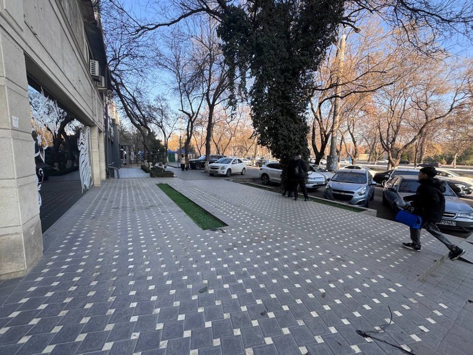 Продаётся Нежилое Помещение ШайхонТохурский район Ор-р Дружба