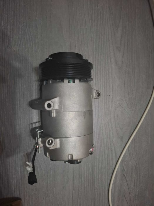 Compresor climatic AC