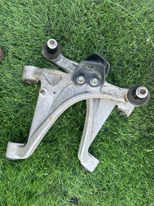 Рычаги подвески Teana J32