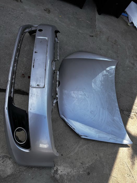 Capotă motor,bară față vw golf 6.berlină.