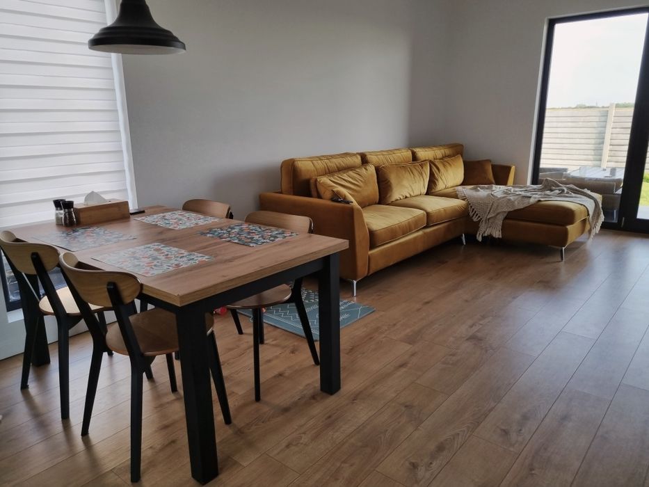 Inchiriere casa 4 camere Tunari