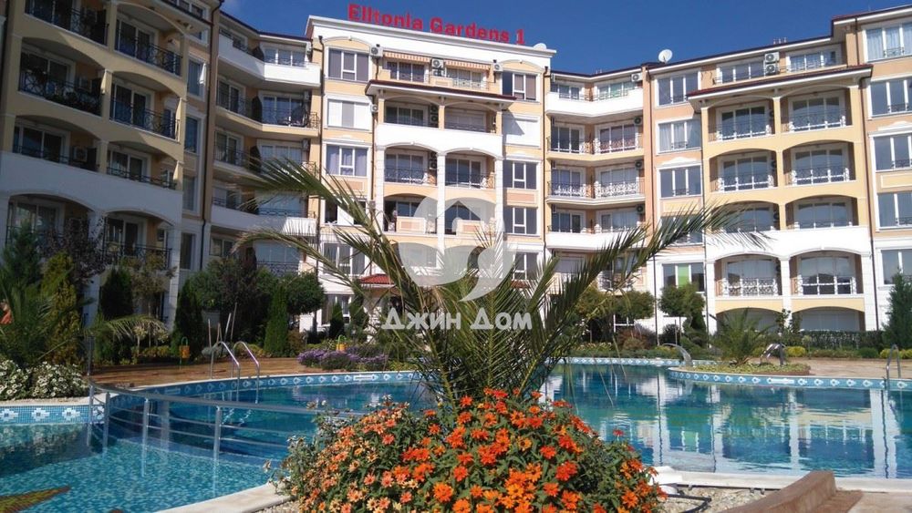 Продава се Двустаен апартамент в Бургас, Изгрев - 55 кв.м за 1746 €/кв.м - Снимка #8