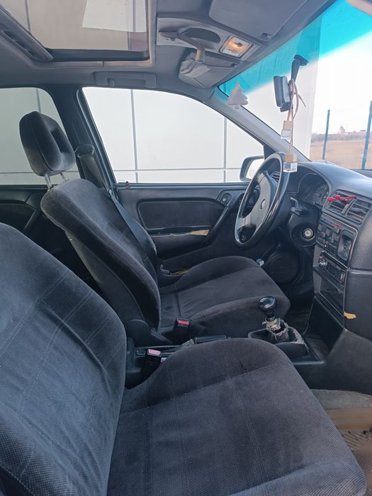 Продается Опель Вектра А об 1.8 моно