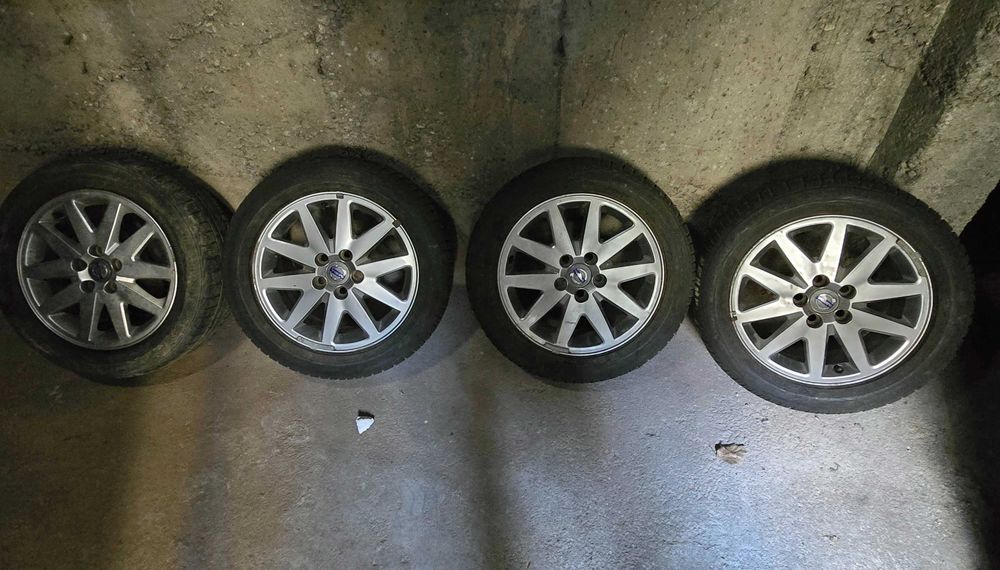 Vând jante Volvo s40/v50 pe 16 inch