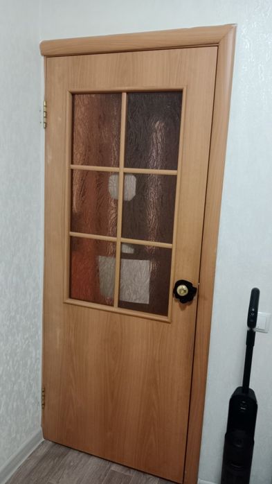 Продам межкомнатные двери