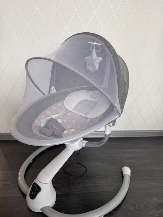 Електрическа люлка-шезлонг Cangaroo