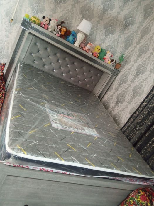 Гарнитур для спальний. Пишите.Звоните. Гарантия есть.