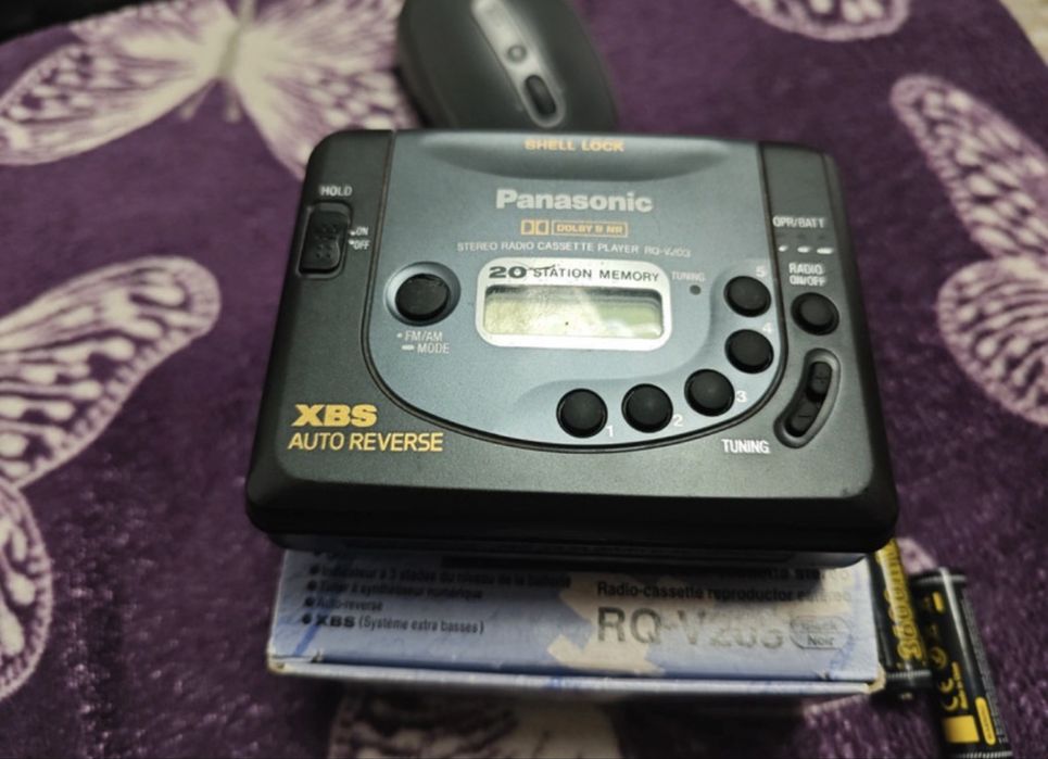Walkman Panasonic fullbox ca nou